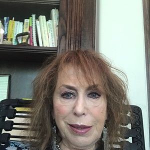 Meet your Posher, Gail